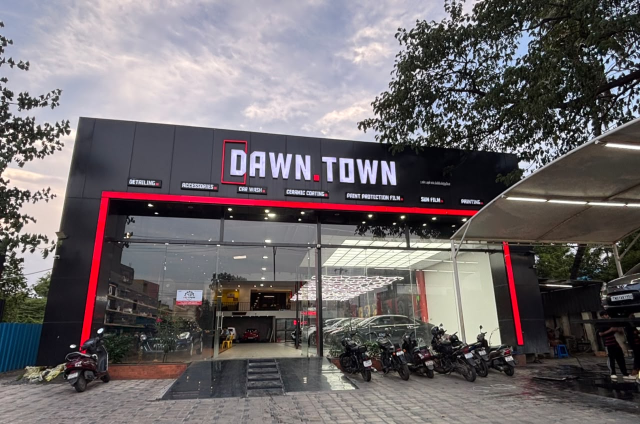 DAWNTOWN DETAILING STUDIO