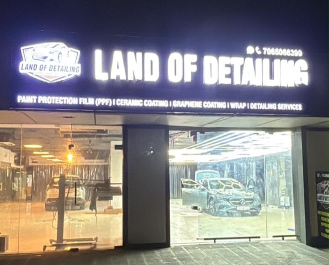 Land of Detailing